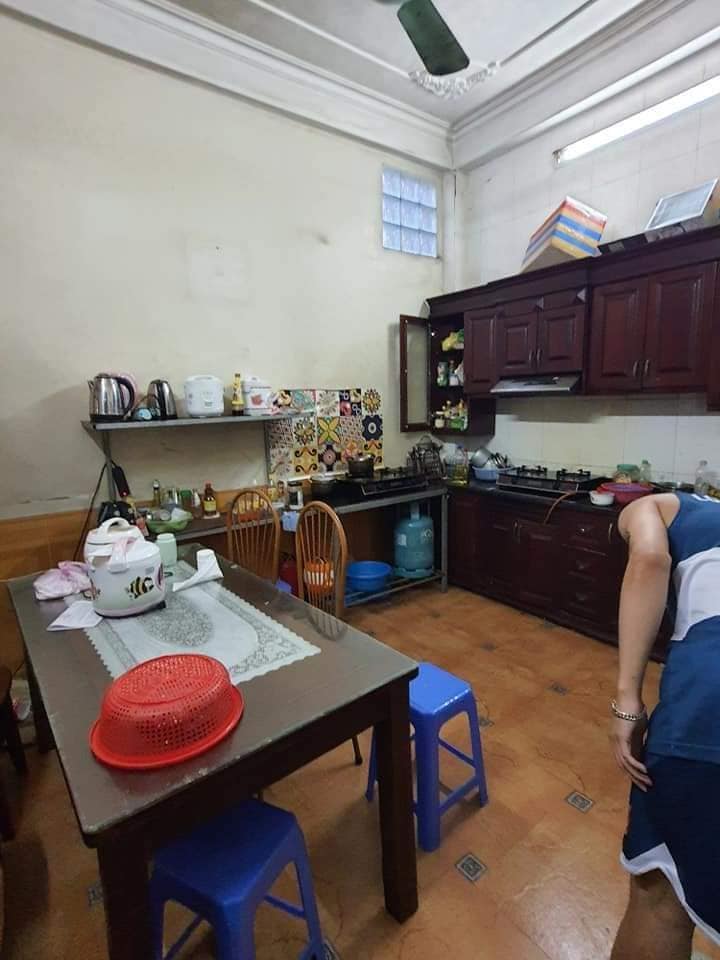 BÁN NHÀ PHAN VĂN TRƯỜNG CẦU GIẤY NGÕ Ô TÔ 53M 5 TẦNG MT5.3m GIÁ 12 TỶ 5