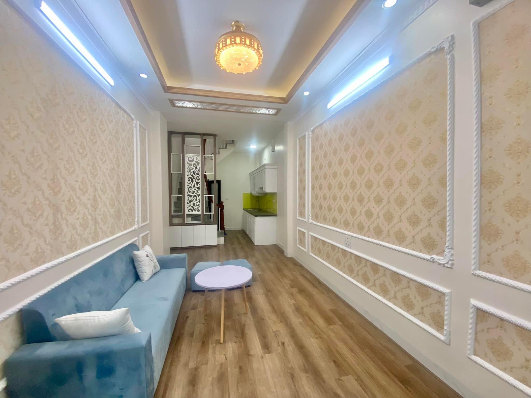 Cần bán nhà ở Hoàng Mai lô góc 2 mặt thoáng ngo thông rộng kinh doanh đẹp tiện đầy đủ