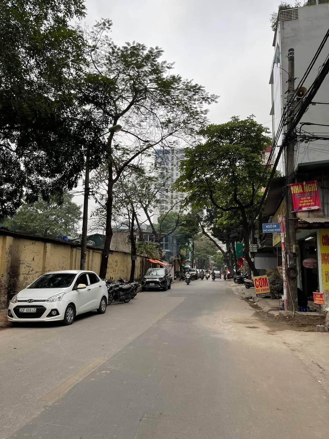 Hoàng Ngân dt 60m 4T mt 4.5 giá 7.4 tỷ nhà đẹp, gần phố, ngõ thông