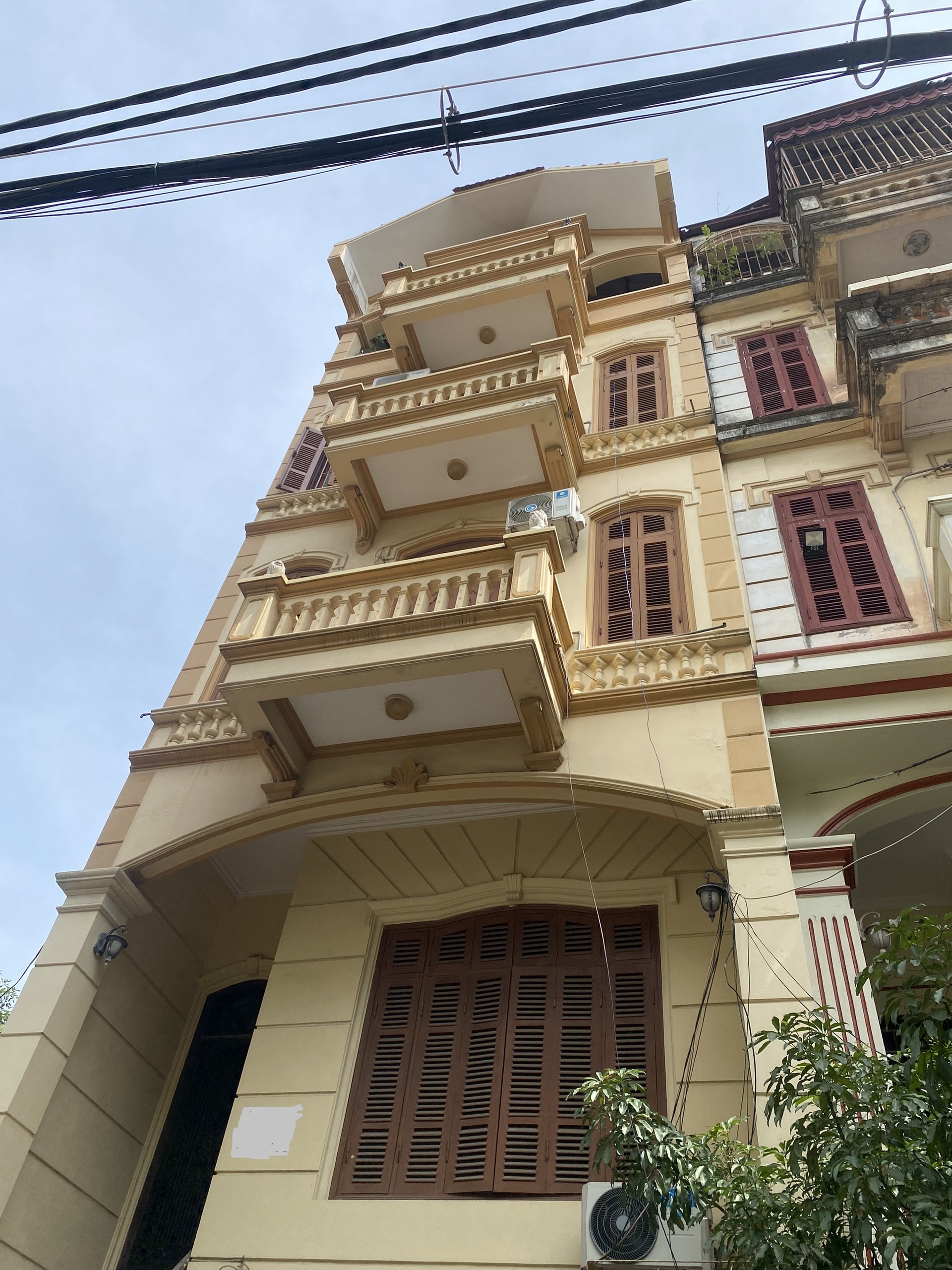 Bán Nhà Phố Đê La Thành, Lô góc, 3 Thoáng, Kinh doanh, Ô tô Tránh, 85Mx5T_MT6M_Giá 12 TỶ.