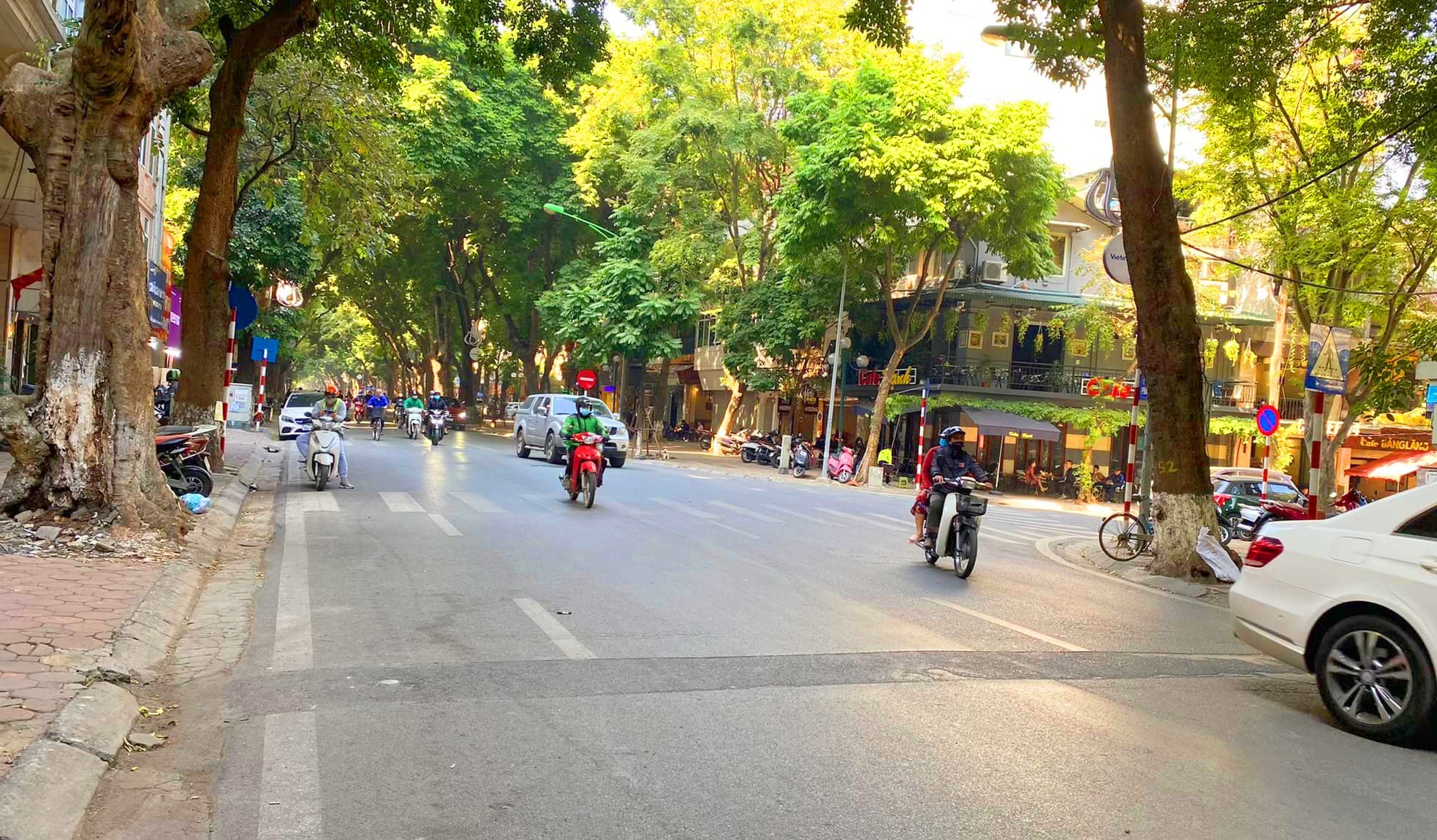 Cần bán nhà ngõ 10 đường Thành Công, Ba Đình Lô Góc 91m2 giá 32 tỷ