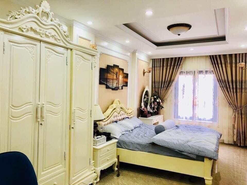 Bán gấp siêu phẩm mặt phố Hạ Đình kinh doanh, vỉa hè rộng nhà đeph.