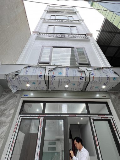 Bán nhà xây mới 5tx35m2 đã hoàn thiện gần chợ Bắc Lãm đường thông ô tô đậu chỉ 2,35 tỷ vào ở ngay