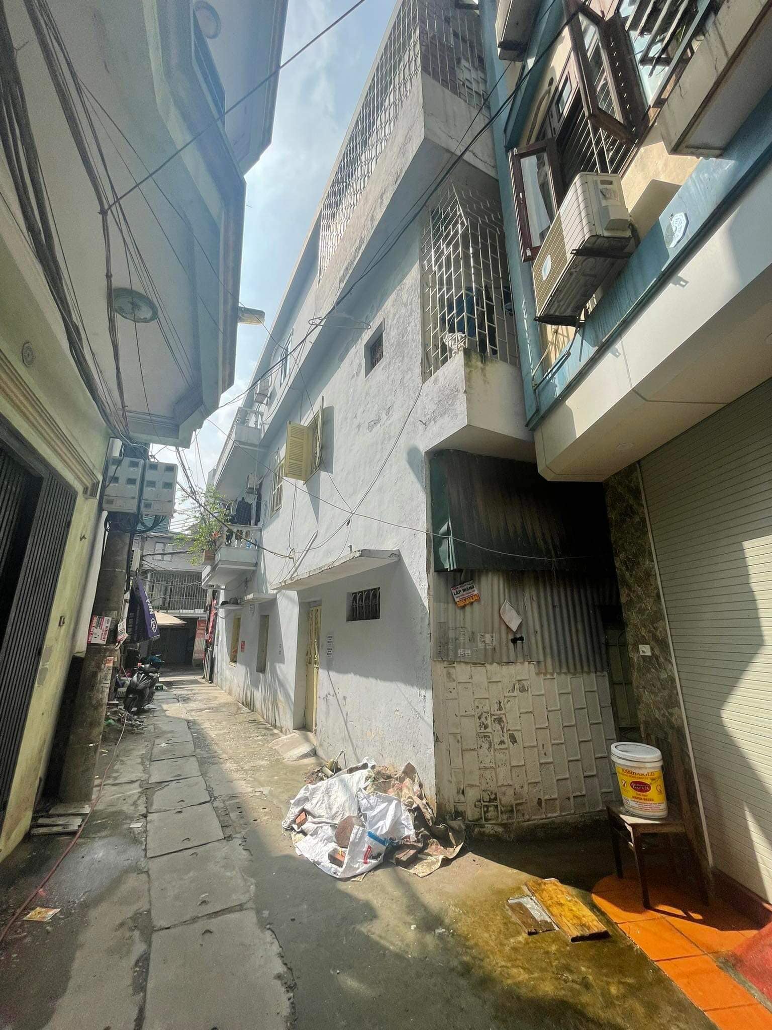 BÁN GẤP NHÀ MẶT PHỐ HOA BẰNG- CẦU GIẤY DT 67M- MT 4.2M- LÔ GÓC- NHỈNH 12 TỶ