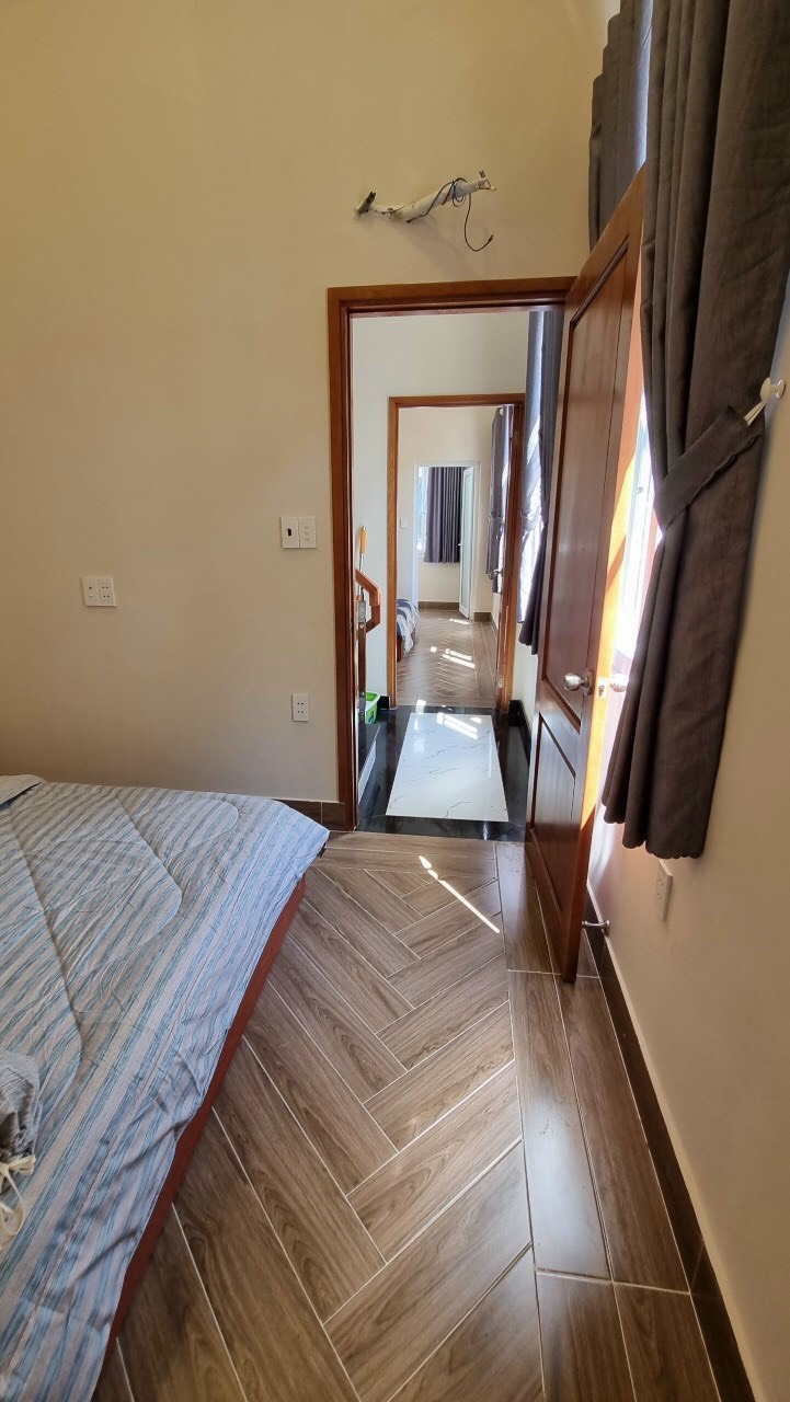 (Phú Nhuận) nhà đẹp Nguyễn Văn Trỗi, 4 x 11m, 5 tỷ 400, 2 PN rộng