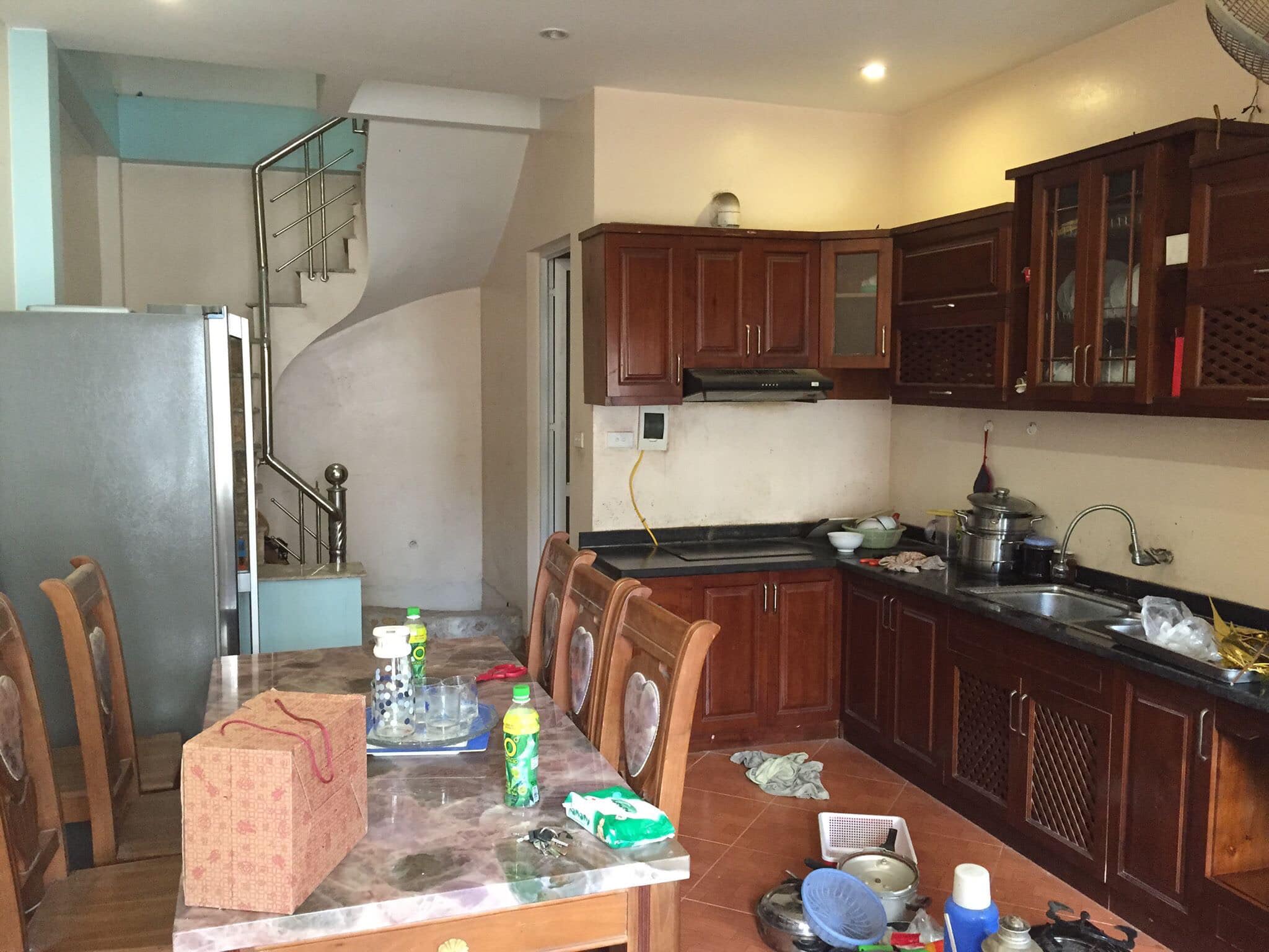 Bán nhà mới đẹp An Dương Vương, Tây Hồ, DT 35m , 5 T, MT 3.8m, nhà đẹp ở luôn, nhỉnh 3 tỷ.