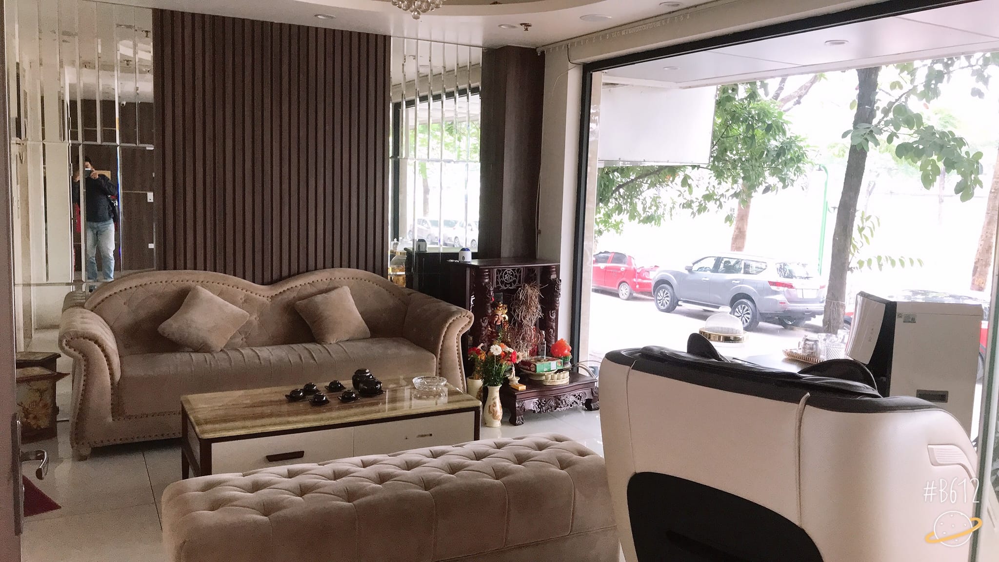 Siêu phẩm mặt phố Quan Hoa 9 tầng thang máy MT 8,5m oto dừng đỗ vỉa hè KD đỉnh dòng tiền 1tỷ/năm 29.5tỷ