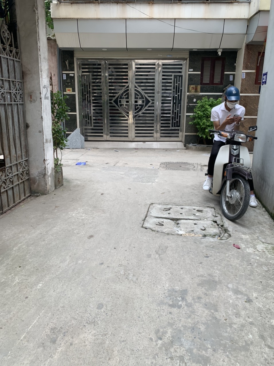 BÁN NHÀ TRẦN QUỐC VƯỢNG, CẦU GIẤY DT: 45M2, 7 TẦNG, CÓ 11.2TỶ.