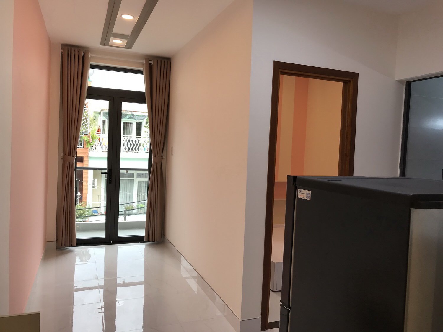 Tòa nhà 31 CHDV cao cấp+1 mặt bằng Hoàng Văn Thụ P8 Phú Nhuận. Hầm T5L Thang máy. TN 1.7 tỷ/năm.