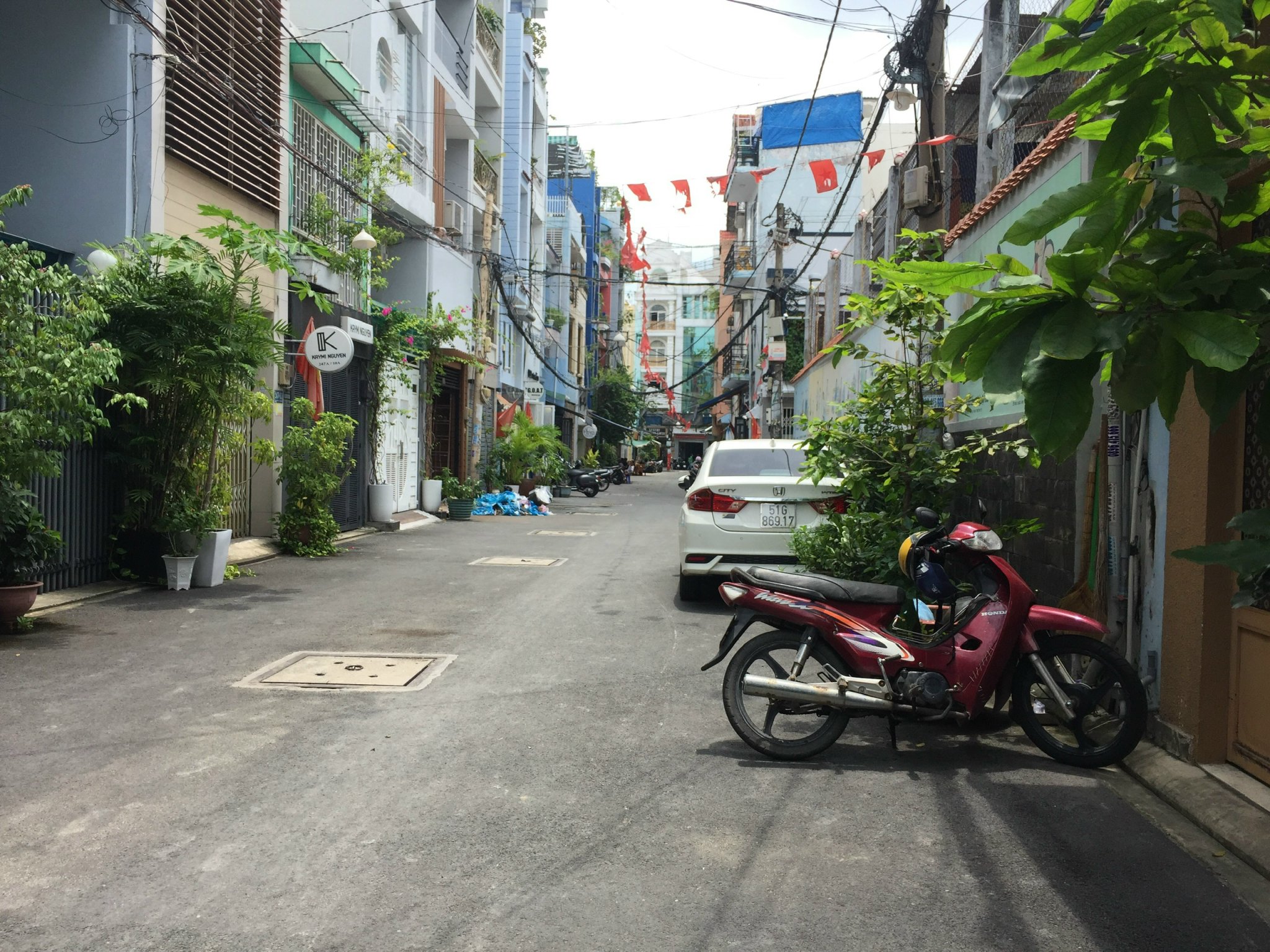 Hàng VIP Huỳnh Văn Bánh - Xe tải đậu cửa – 40m2 – 3 tầng chỉ nhỉnh hơn 7 tỷ