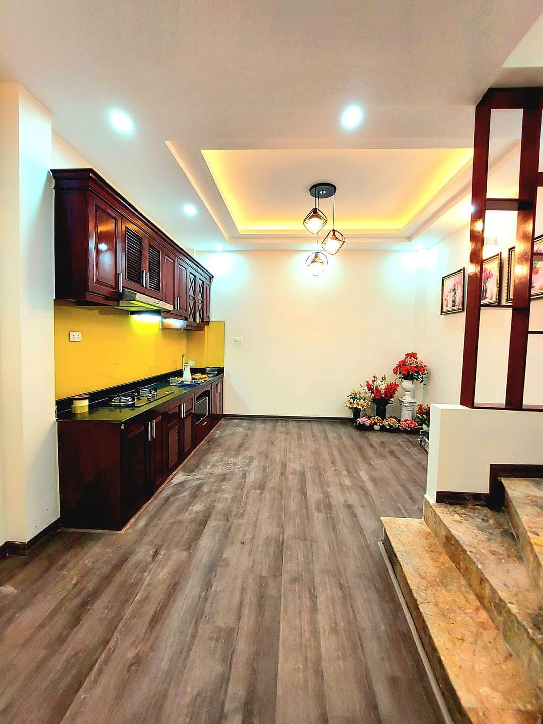 Nhà đẹp ngõ 180 Nguyễn Lương Bằng, Đống Đa 40m2 5T MT 4m 4.45 tỷ, 6PN đẹp ở luôn