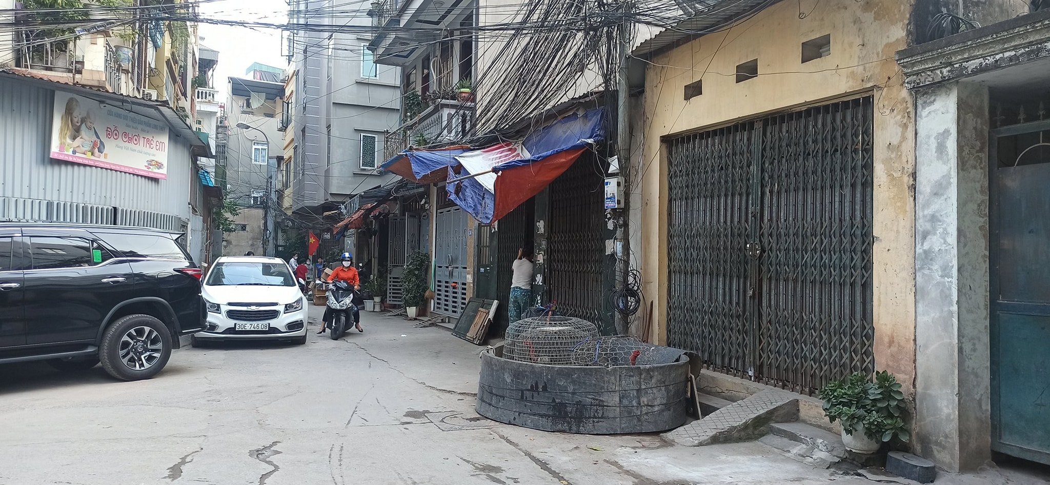 Bán đất tặng nhà diện tích 116m- mặt tiền 6.4m ngõ 58 Nguyễn Khánh Toàn Cầu Giấy giá 18 tỷ