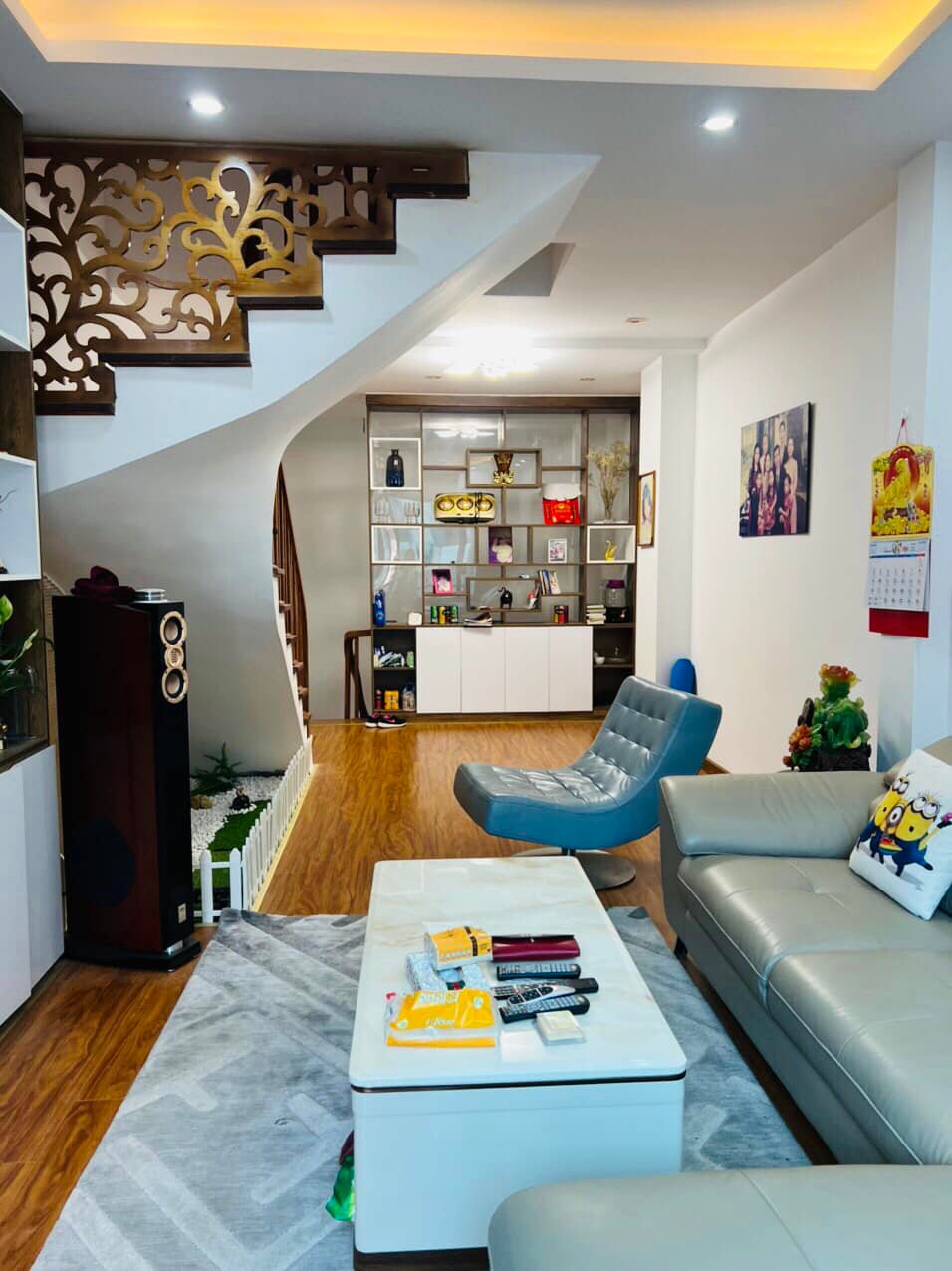 HOÀNG HOA THÁM, BA ĐÌNH, NGÕ THÔNG, NHÀ MỚI FULL NỘI THẤT, 40M2X5T. GIÁ 5.6 TỶ