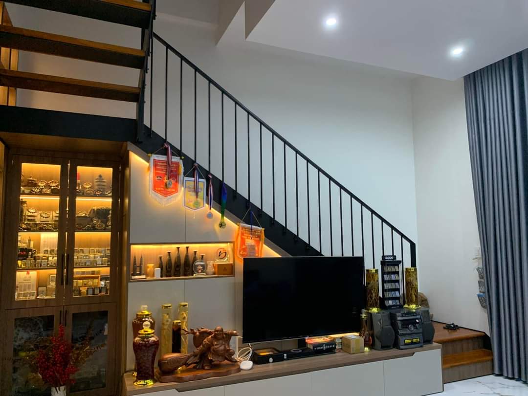 CẦN SANG NHƯỢNG LẠI CĂN NHÀ TRUNG TÂM TP ĐÔNG HÀ