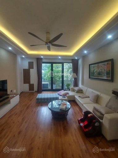 Bán nhà phân lô ngõ 34 Phố Hoàng Cầu DT 113 m2 x 5 T mới đẹp lô góc ngõ 6 m giá 21 tỷ