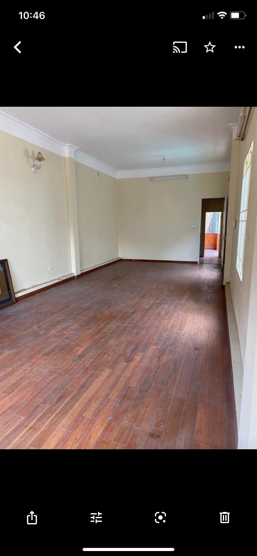 Cực rẻ, nhà mặt phố Hoa Bằng, lô góc, kinh doanh đỉnh, DT 70m, giá chỉ 12.6 tỷ.