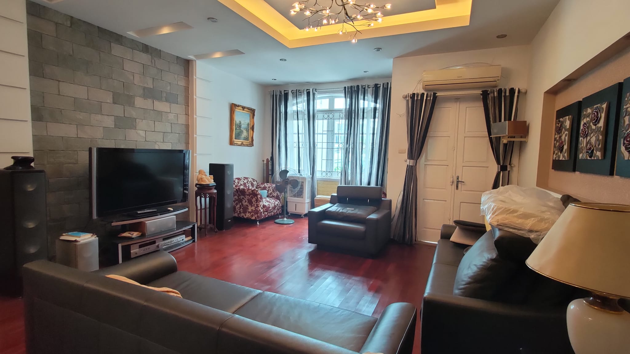 Xuân Đỉnh nhà đẹp giá rẻ 36m2, 5T giá 3,8 tỷ ô tô đỗ cửa