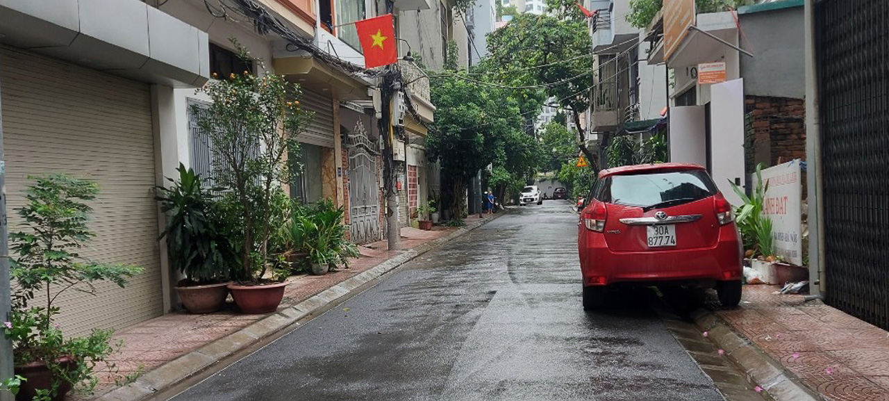 Cần bán nhà Phan Văn Trường Phân Lô Ô tô 55m2 MT 5.4m giá 12.5 tỷ