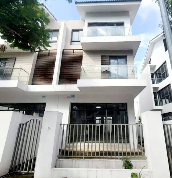 Biệt thự song lập A01 KĐT Nam Cường chỉ hơn 100tr.m2, cần bán trong tháng