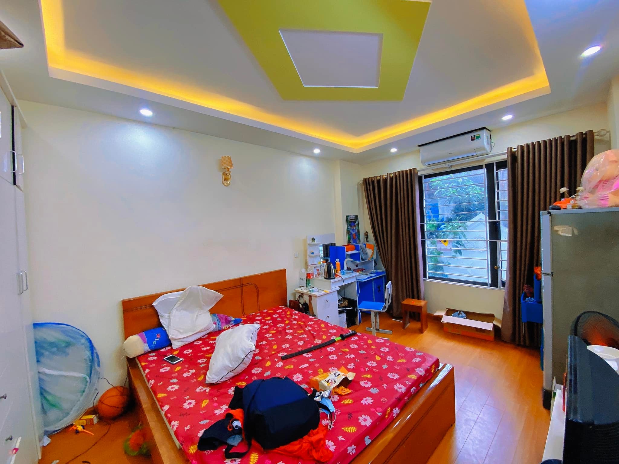 Bán nhà Pham Văn Đồng, Từ Liêm, Đẹp như tranh, Ngõ thông, Tặng nội thất, 4.5 tỷ