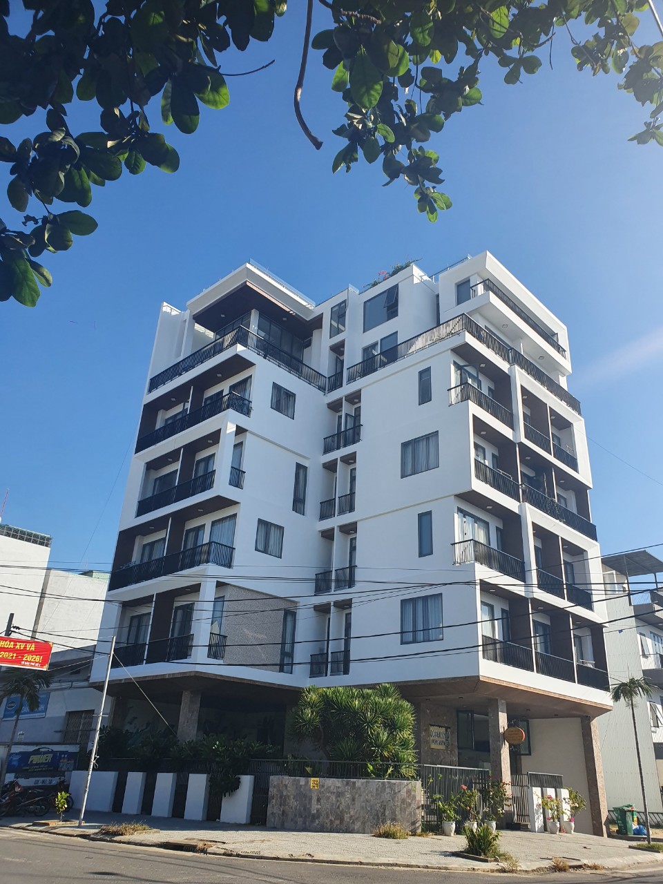 Bán nhà (5x20m) đường Huỳnh Ngọc Đủ, Hòa Xuân, Cẩm Lệ, giá rẻ chỉ 4 tỷ 250 triệu