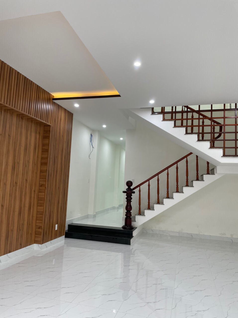 Bán nhà 3 tầng đường Võ Như Hưng – Mỹ An – Ngũ Hành Sơn