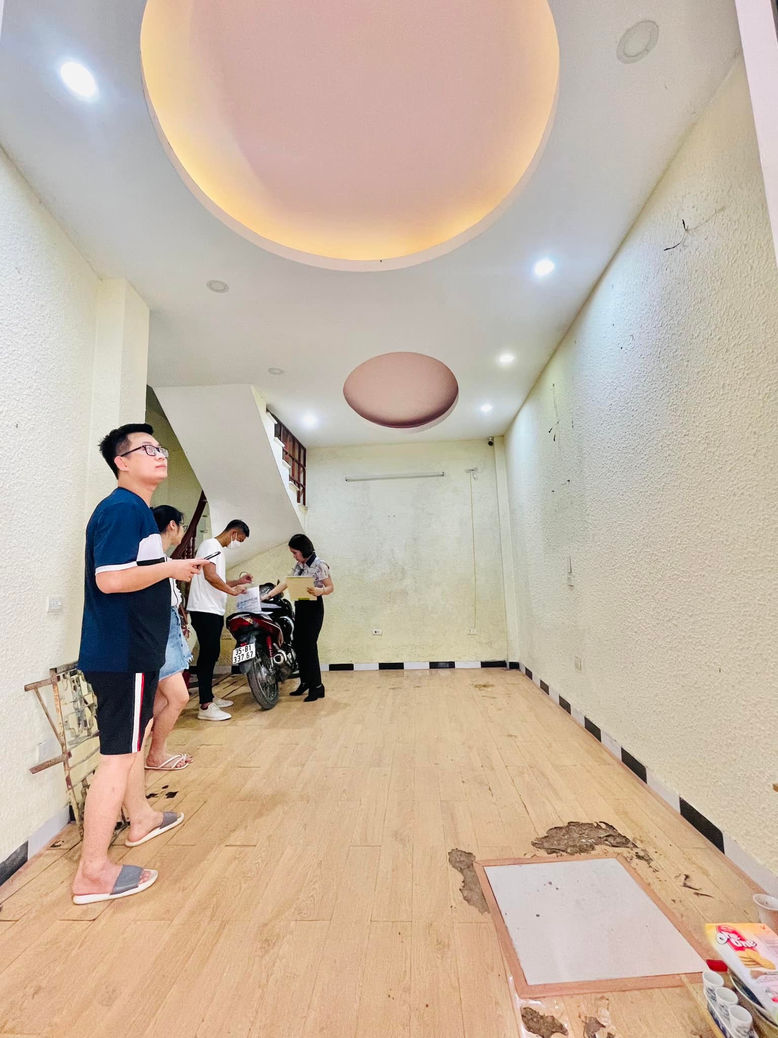 Chỉ gần 3 tỷ sở hữu căn nhà 5 tầng khu phân lô, gần bãi đỗ ô tô, sinh dòng tiền 10tr/tháng