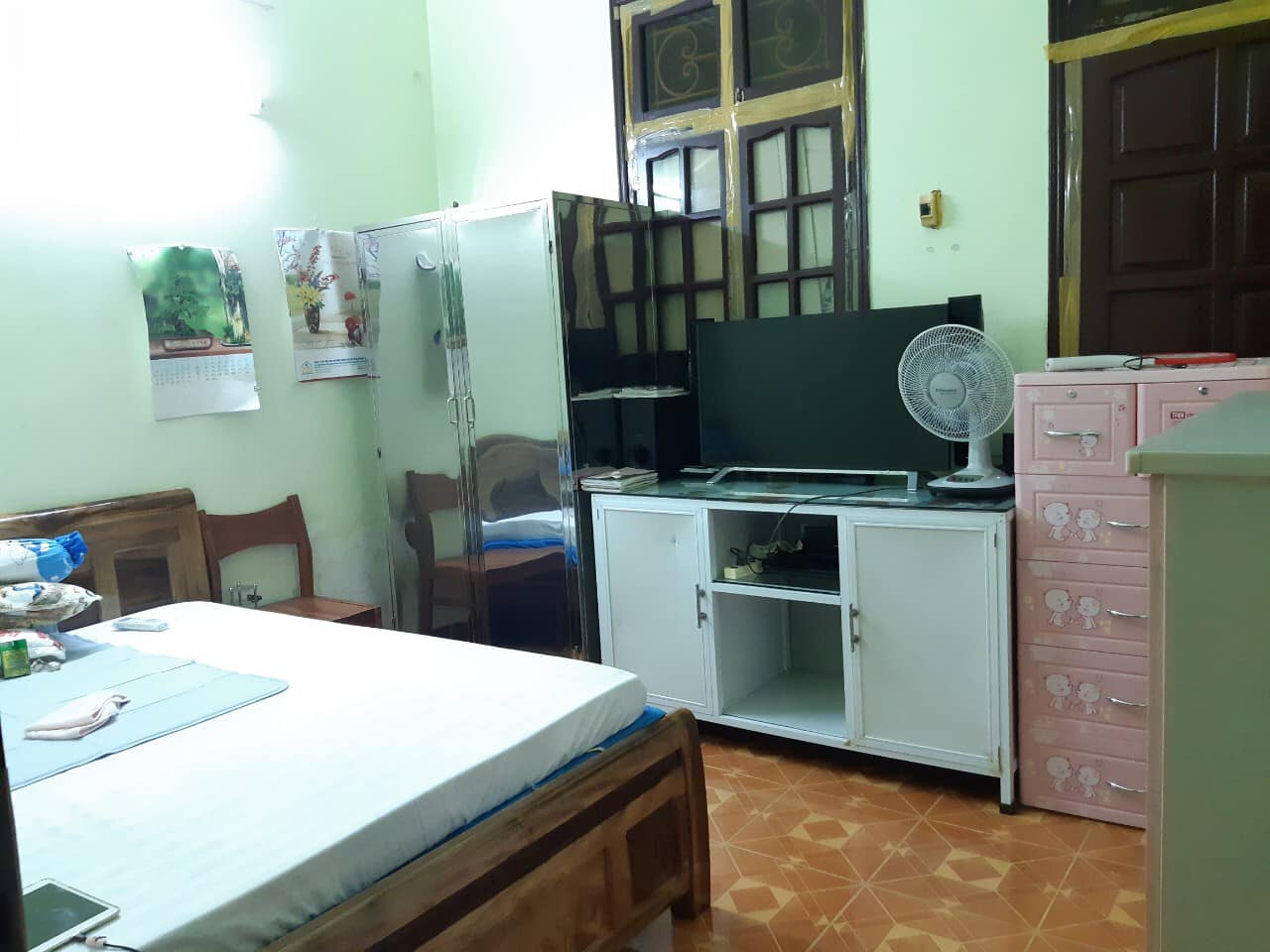 Bán nhà mới đẹp Hồ Đắc Di, Đống Đa, PHÂN LÔ – 3 BƯỚC RA PHỐ, 42m, 5 tầng, 5 tỷ hơn