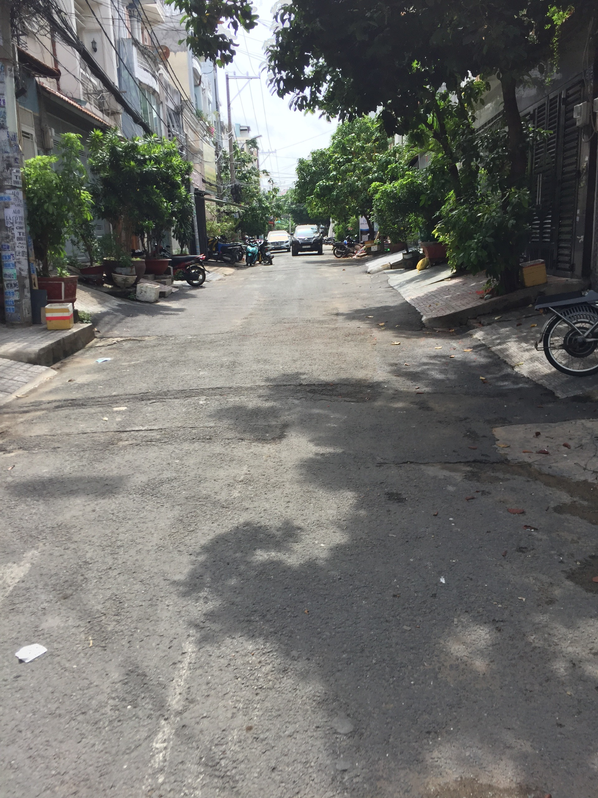 Lê Văn Thọ - 4.6*15 – 3 tầng - xe hơi ngủ trong nhà – nhà mới ở ngay – chỉ nhỉnh hơn 6 tỷ.