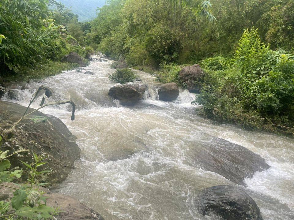 BÁN ĐẤT NGHỈ DƯỠNG KIM BÔI, HÒA BÌNH 4600m SUỐI CHẢY TRONG ĐẤT GIÁ RẺ