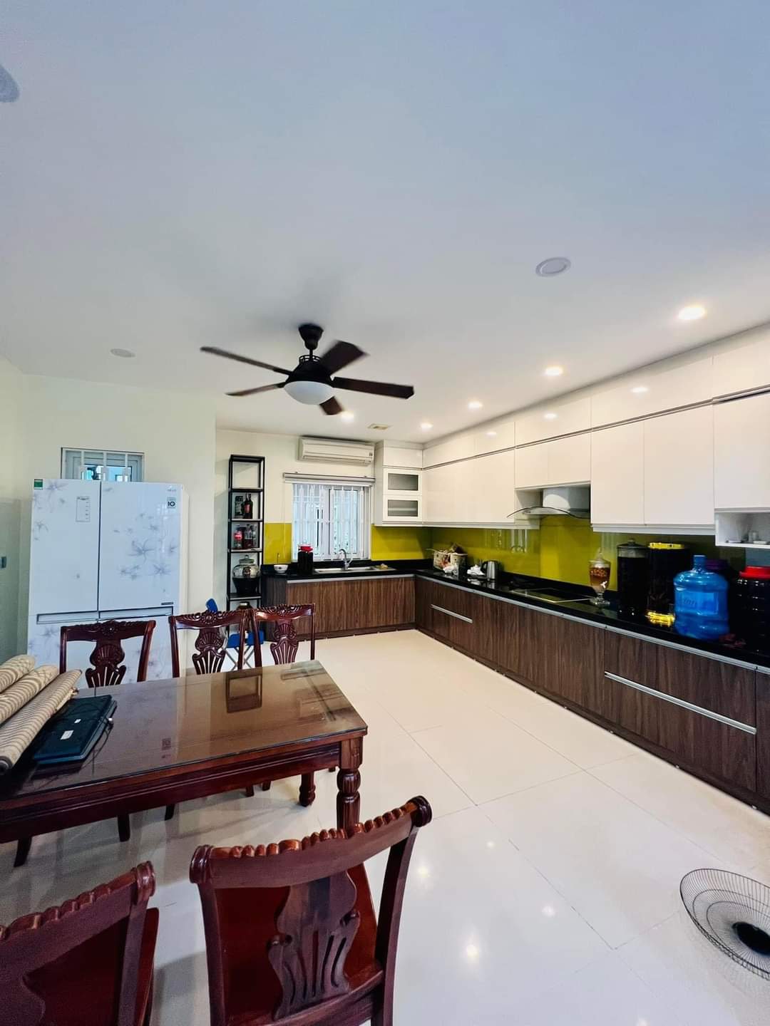 Bán Biệt Thự Khu Đô Thị Xuân Phương - Kinh doanh Siêu Đỉnh - 100m2 - 5m, Mặt tiền - 3 mặt thoáng.