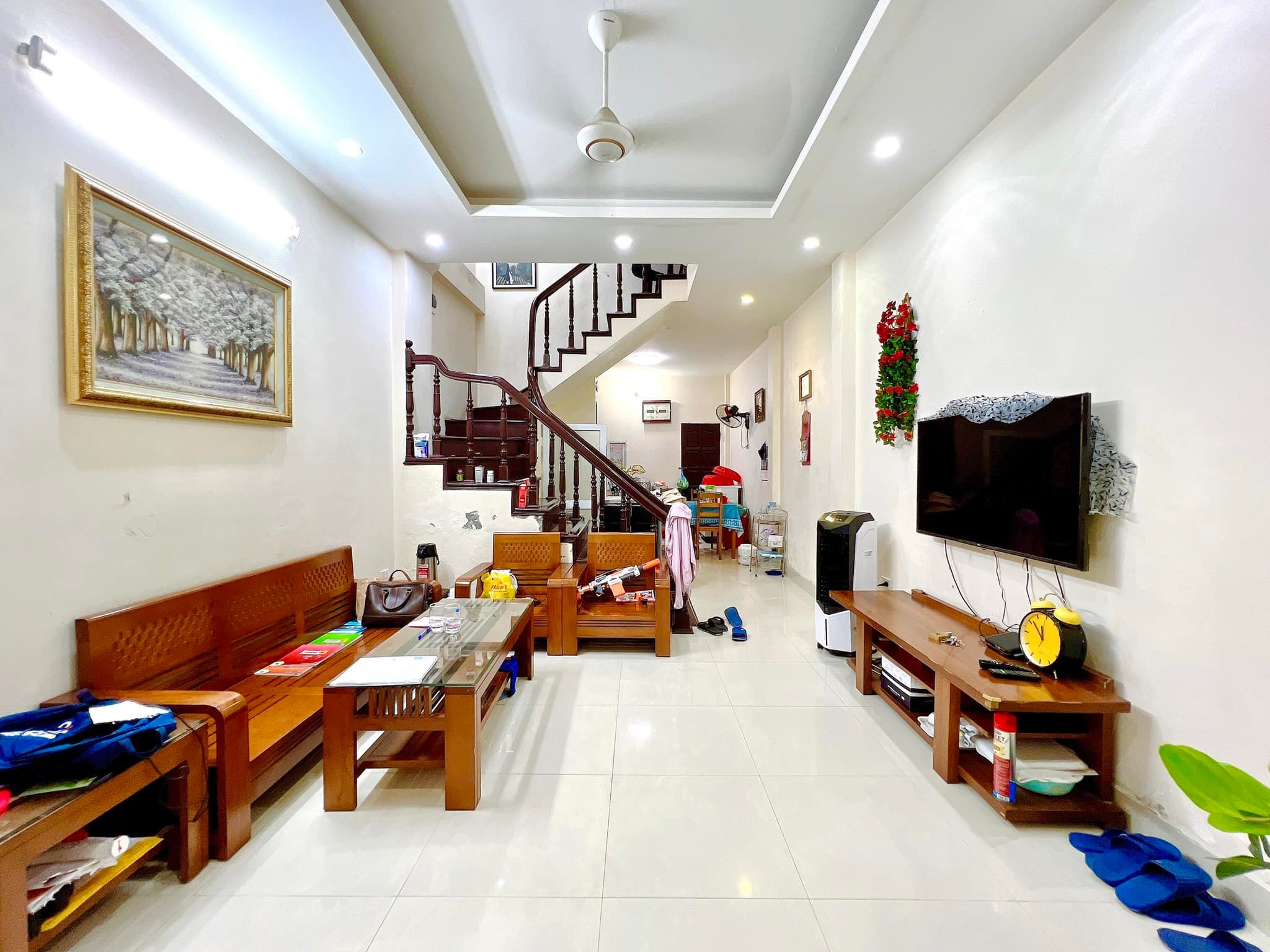 Chính chủ gửi Bán nhà Cầu Giấy.Ô TÔ ĐỖ CỬA-2 THOÁNG-GẦN PHỐ, DT:50m2x5T ,Giá 7.4 tỷ