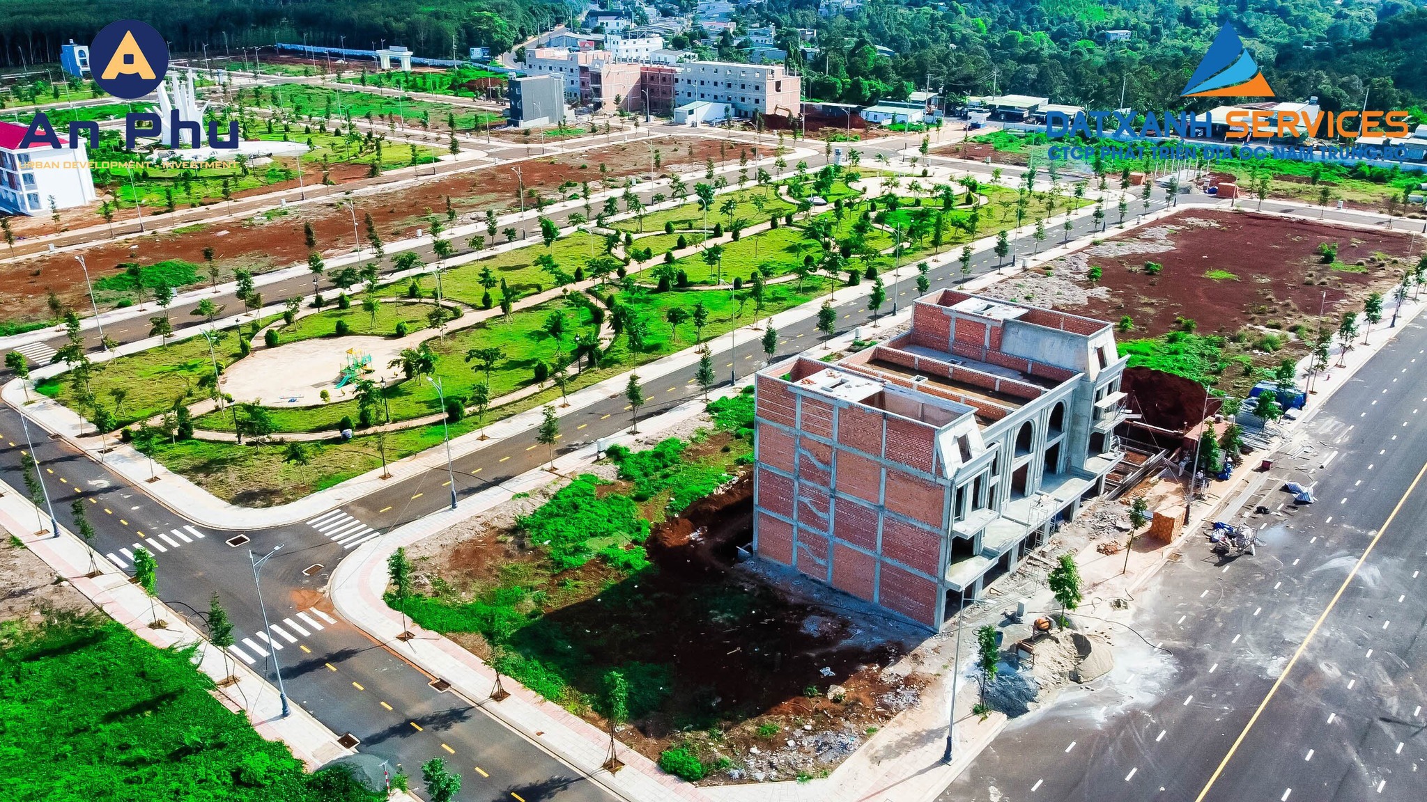 Mở bán 02 căn shophouse Khu đô thị Ân Phú đường Hà Huy Tập