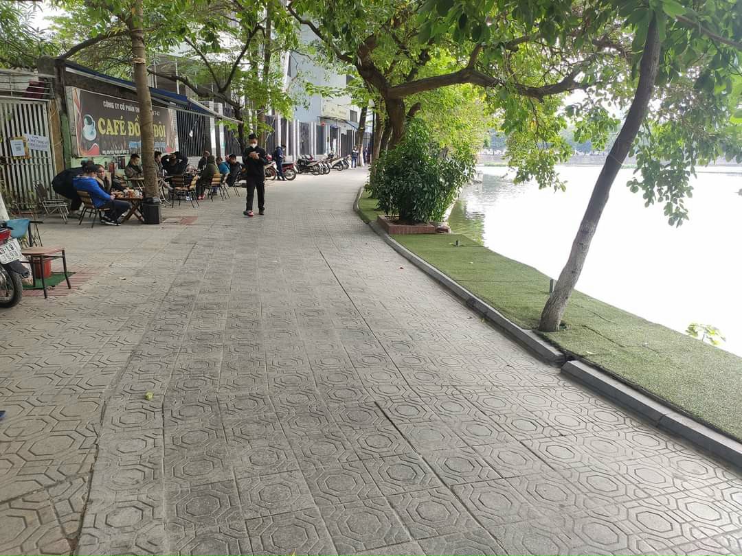 Chính chủ cần bán nhà Xã Đàn 59m2, 5 tầng, 4m MT, 20 tỷ Lô góc View hồ