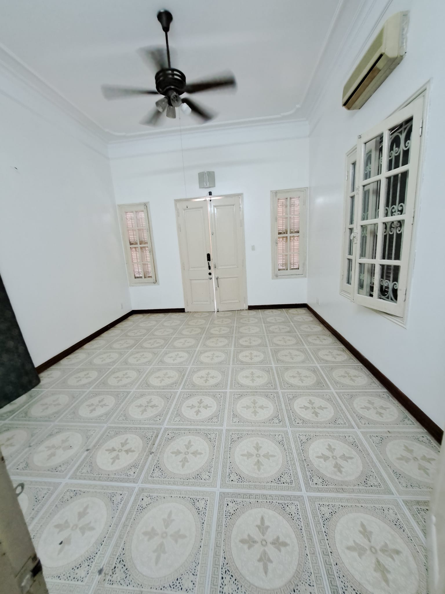 Vị Trí Vàng Trong Làng Đầu Tư Mặt Ngõ Kim Ngưu DT 85m2 x 5 tầng, mt 4.6 giá 12 tỷ