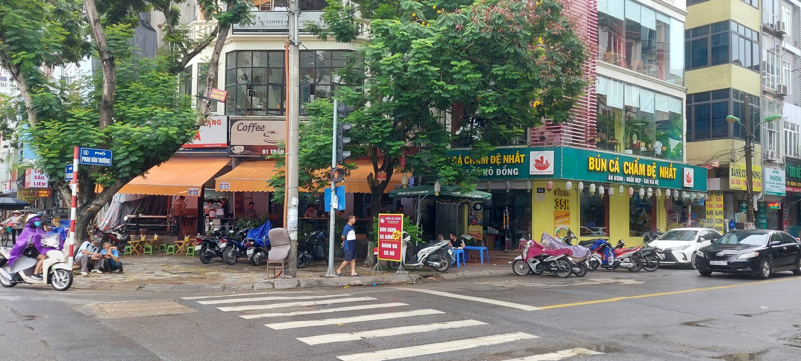 Bán Nhà gần MP Phan Văn Trường 5 Tầng Vừa ở vừa Kinh Doanh 14 tỷ