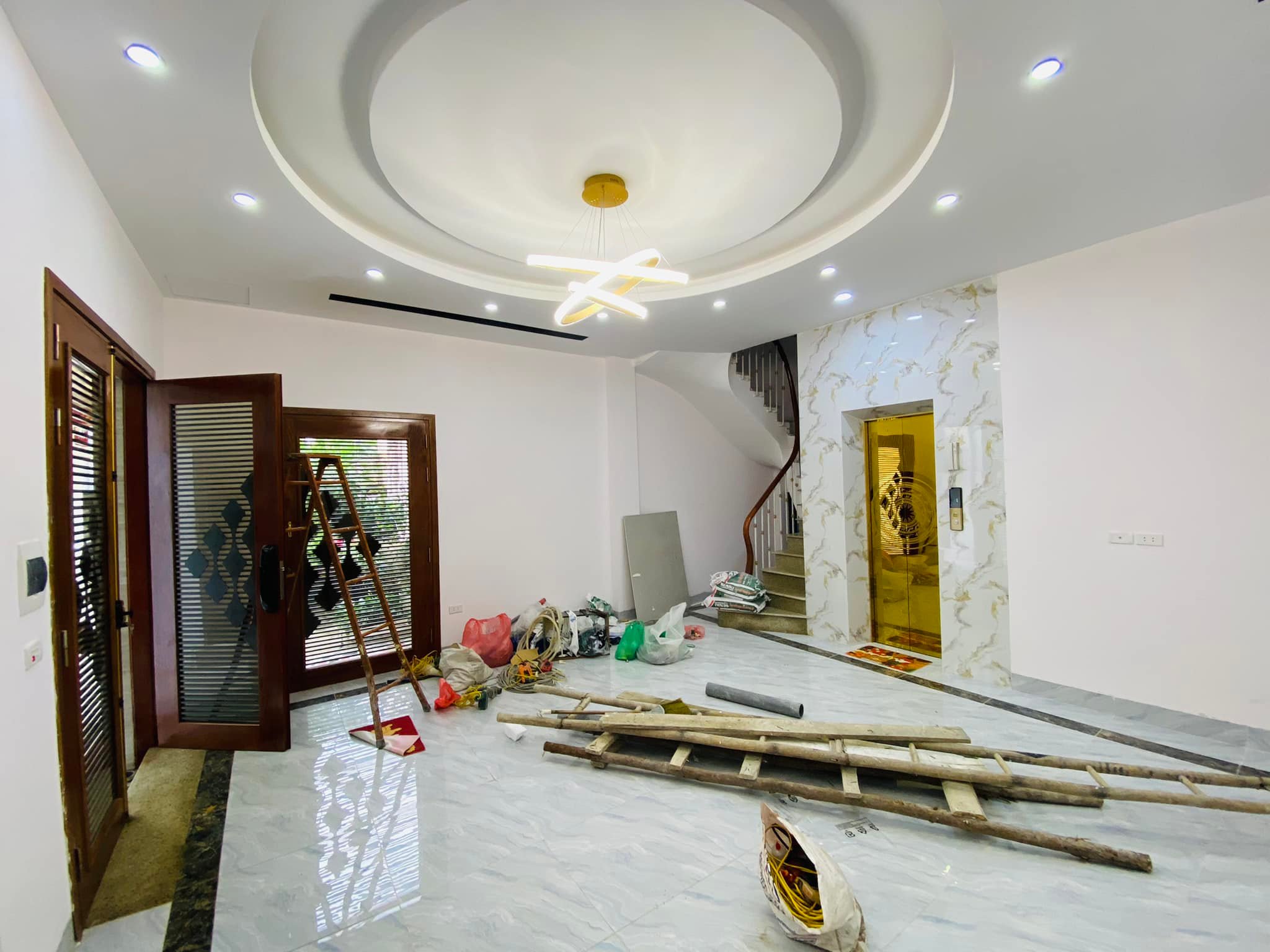 Tòa Căn Hộ Cao Cấp Dòng Tiền 600TR/năm Nguyễn Văn Trỗi, 7 Tầng Xây mới ,9 phòng giá 7.7 Tỷ