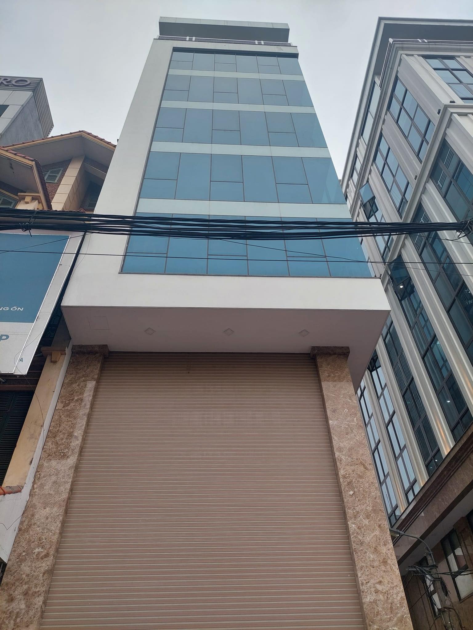 TOÀ VĂN PHÒNG ,LÔ GÓC,PHỐ PHƯƠNG MAI, ĐỐNG ĐA,THANG MÁY 128M ,GIA 57TỶ