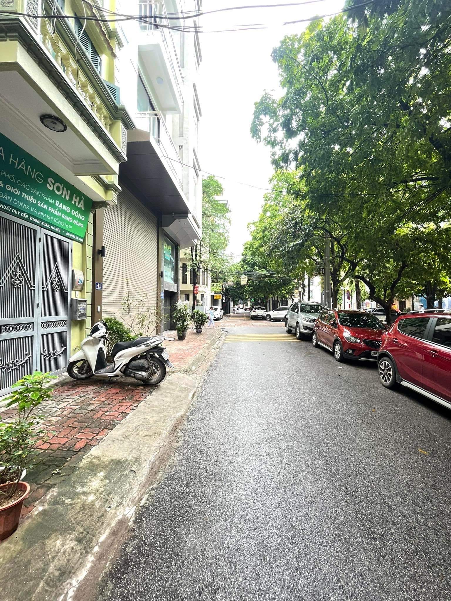 Bán nhà phố KHUẤT DUY TIẾN, THANH XUÂN, PHÂN LÔ, ĐƯỜNG BÀN CỜ 53m2 5T, MT 4,6m 17,5 tỷ.