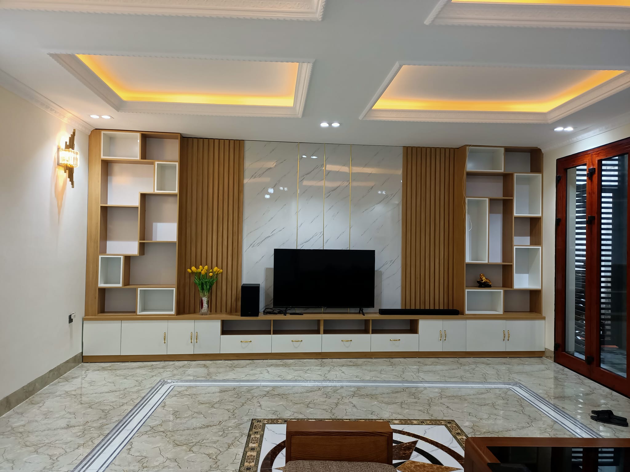 Bán nhà trong ngõ đường Nguyễn Văn Cừ, DT 62m2 giá 9,5 tỷ