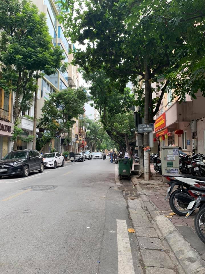 MẶT PHỐ HOA LÂM, GIÁ ĐẦU TƯ, 110M2 3 TẦNG 12,5 TỶ. LONG BIÊN