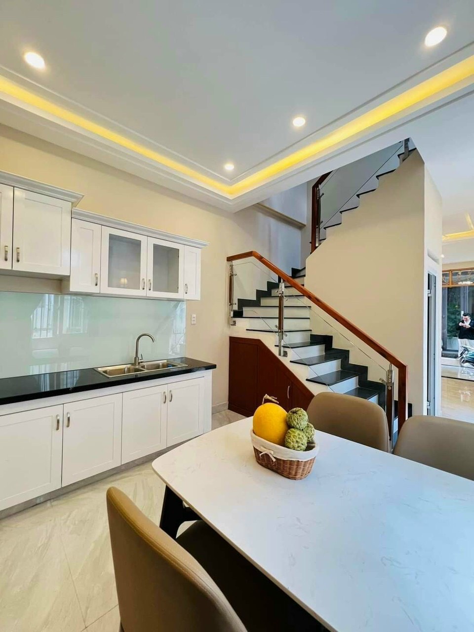 (Phú Nhuận) Nhà đẹp, 4.7 Tỷ, 3.5 x 11m, 2PN, Nguyễn Văn Trỗi