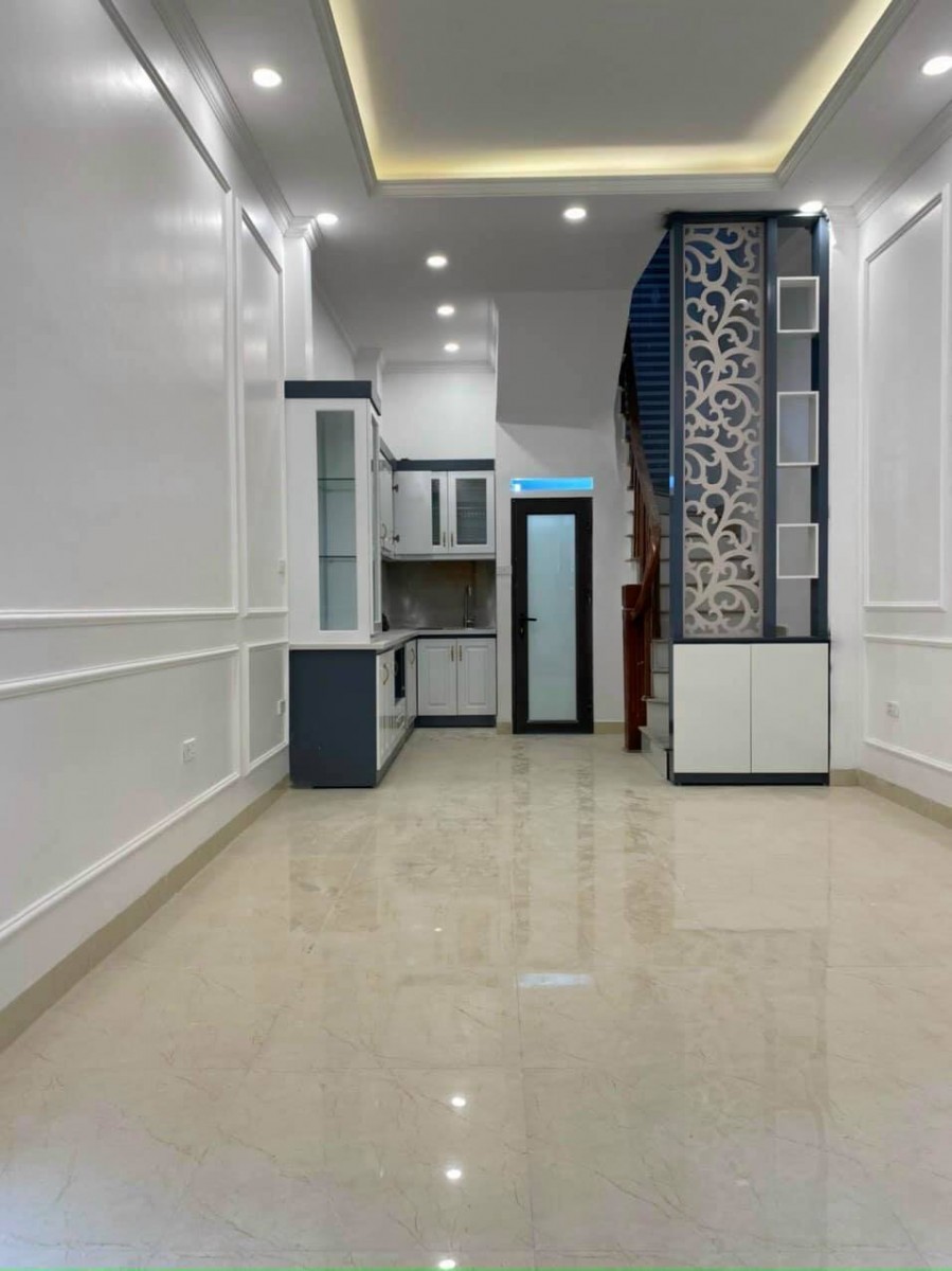 Bán nhà Ngõ 1 Bùi Xương Trạch, Q Thanh Xuân, gần ô tô, 40 m2, ở luôn, 4 tỷ 7