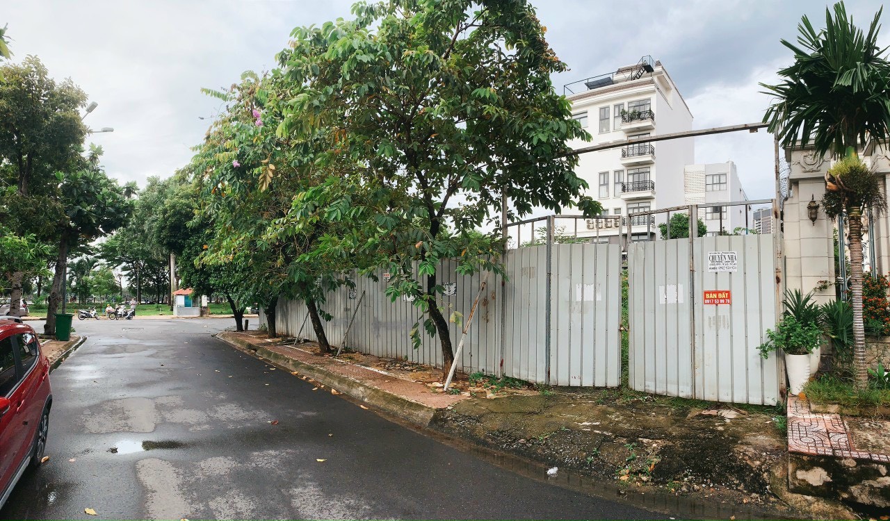 Bán đất biệt thự Quận 2 chỉ 138triệu/m2 ngay Trần Não sát khu compoud River mark