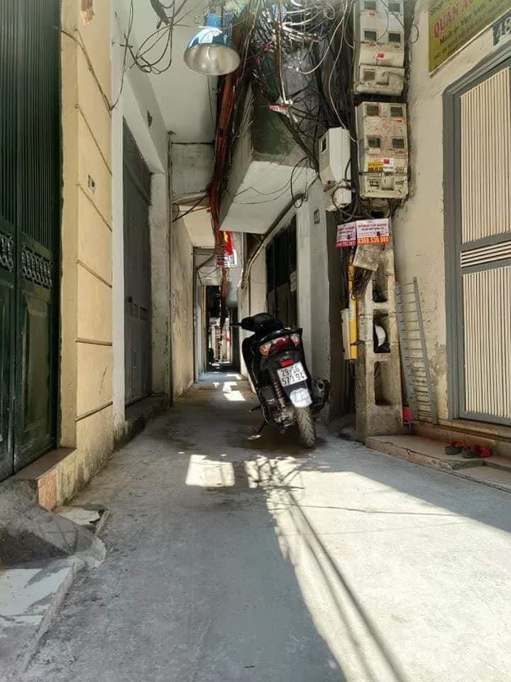 Bán nhà Đống Đa - 3 mặt tiền - ngõ thông tứ tung - 20m ra mặt phố lớn - 36m2 - nhỉnh 2 tỷ