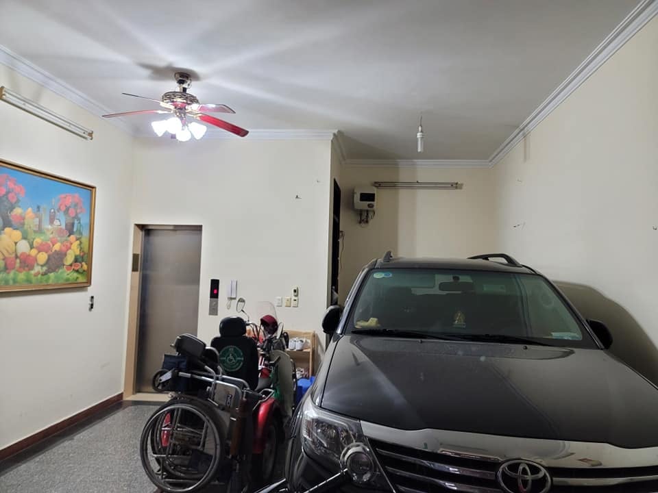 PHÂN LÔ CAO CẤP_ LÔ GÓC, Ô TÔ TRÁNH, THANG MÁY, KD ĐỈNH_ 120M2, 6 TẦNG, GIÁ 2X TỶ