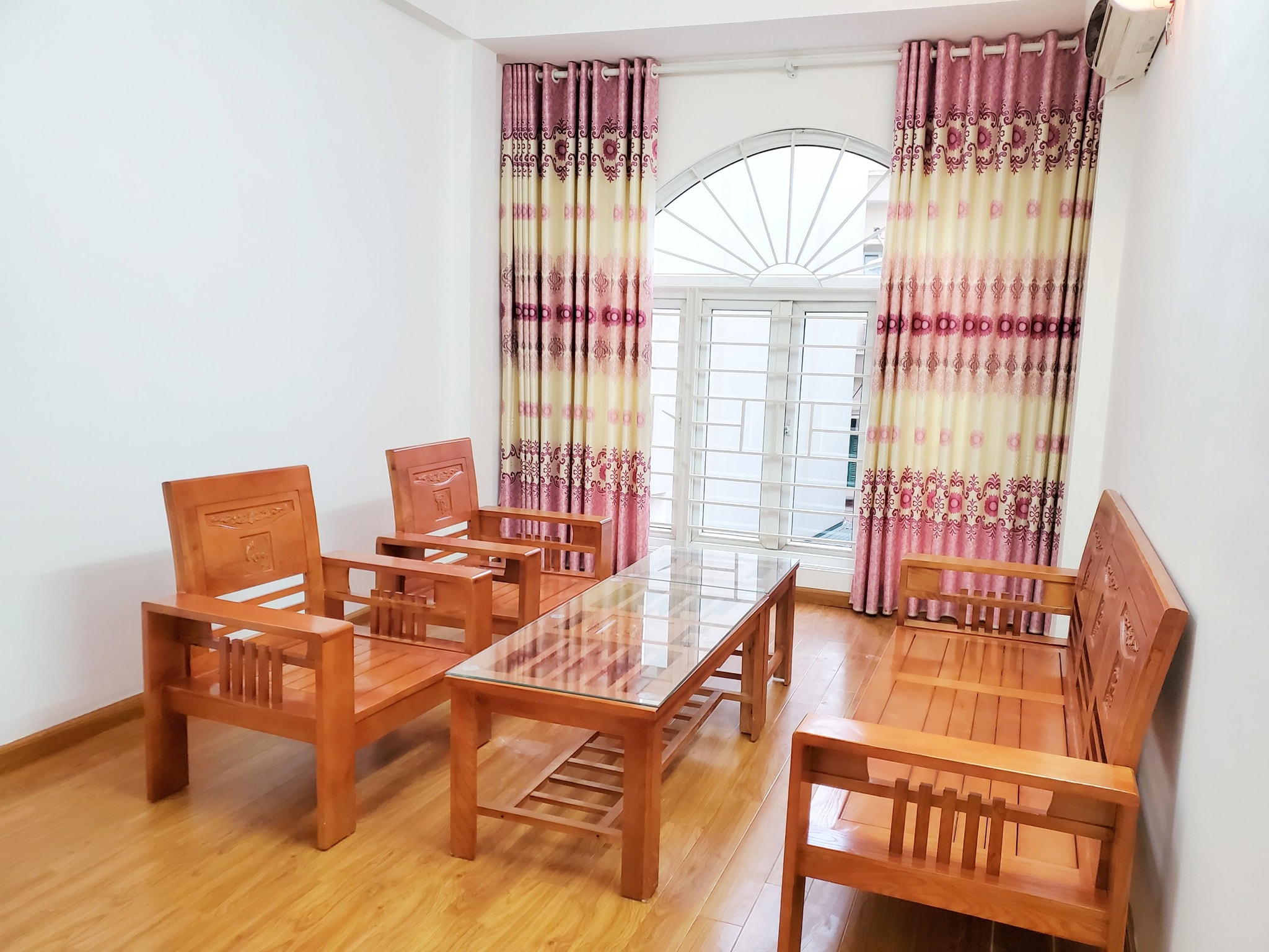 Bán nhà phố Lê Quang Đạo, nhà hiếm, Dt 30m2, 4 tầng, giá 2.8 tỷ.