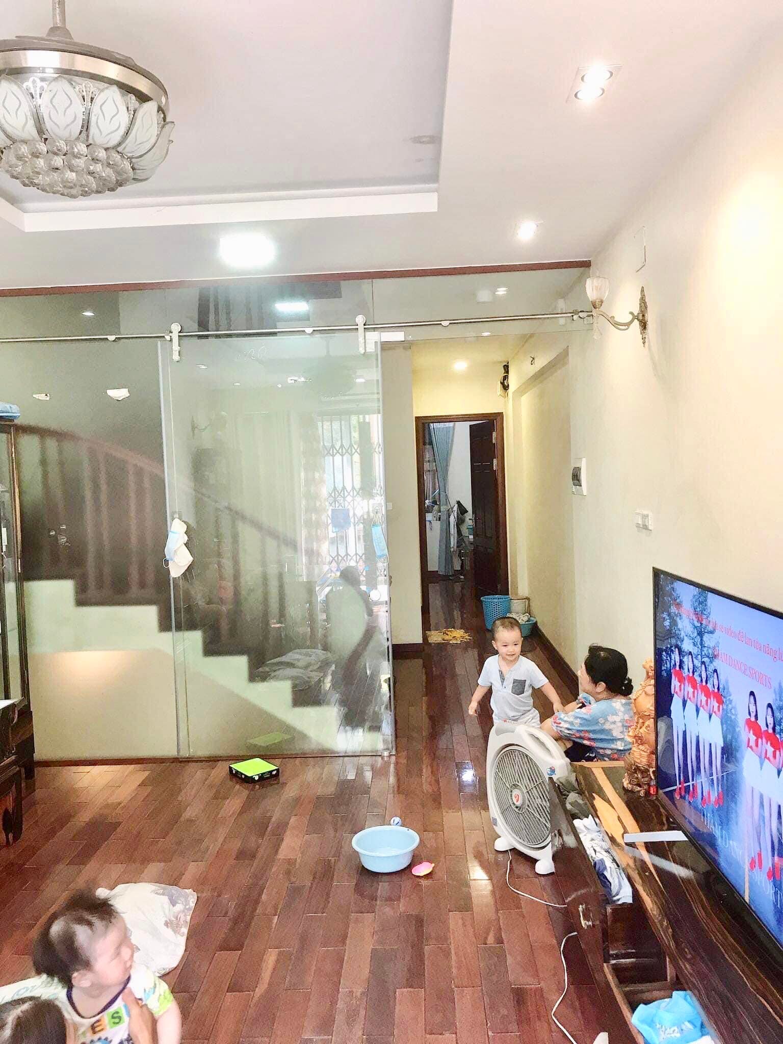 đỉnh cao phân lô, lô góc, 6T thang máy kinh doanh, KDT xa la, 76m giá hơn 9 tỷ