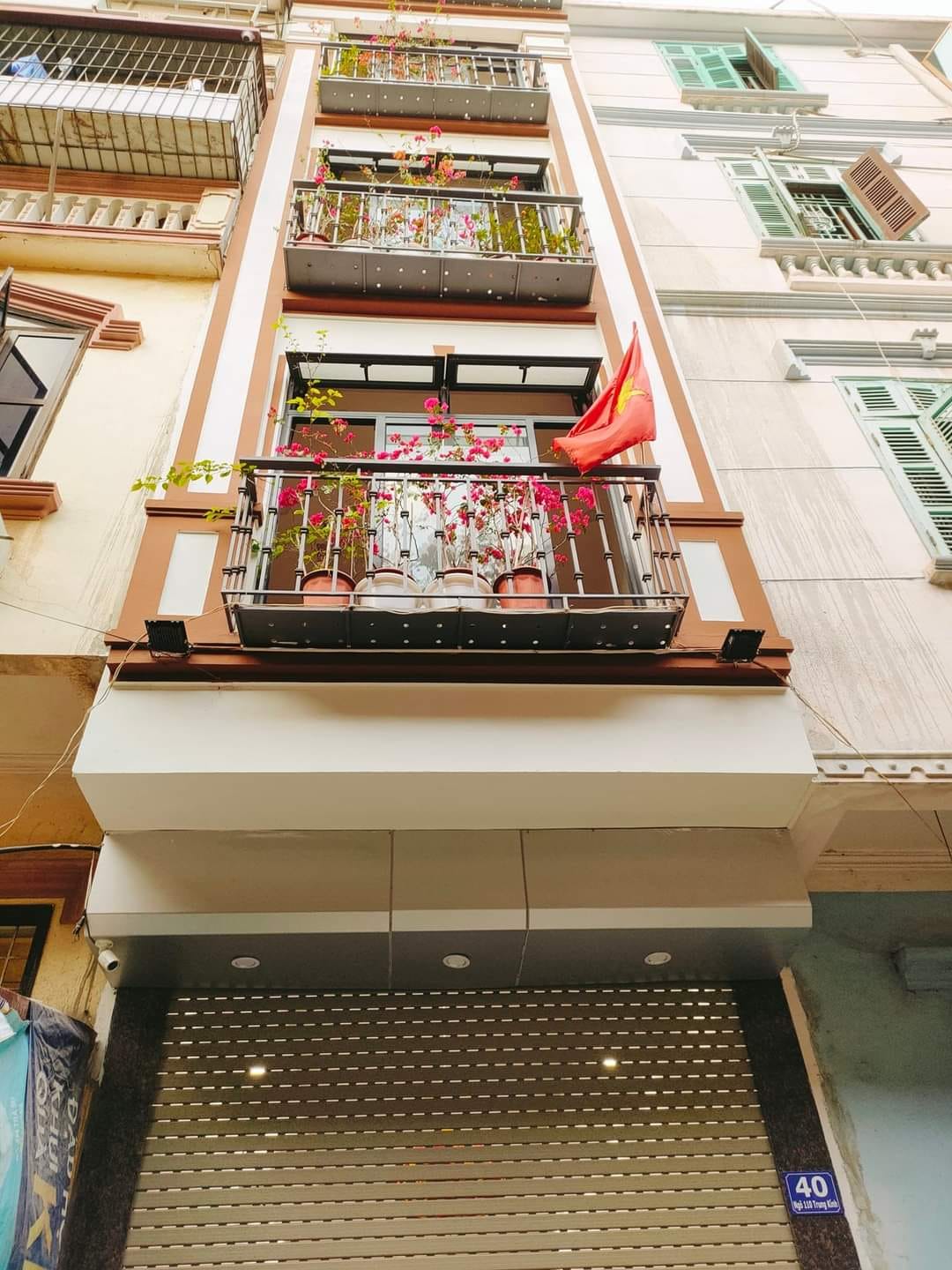 BÁN NHÀ LÁNG HẠ ĐỐNG ĐA- Ô TÔ VÀO NHÀ- KINH DOANH- 67M - 10 TỶ