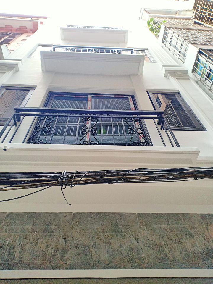 Bán nhà Thái Hà - xây mới - 40m2 - 5T - MT 4m - giá 7 tỷ (có TL)